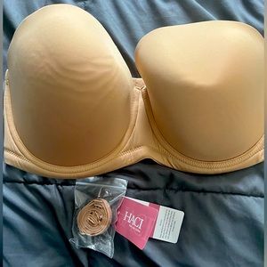 New & Unused Strapless Nude Bra 40DDD